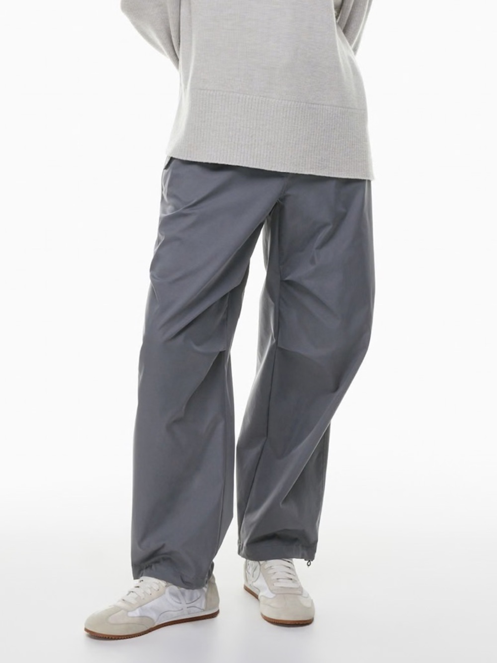 Aritzia Emerson Parachute Pants